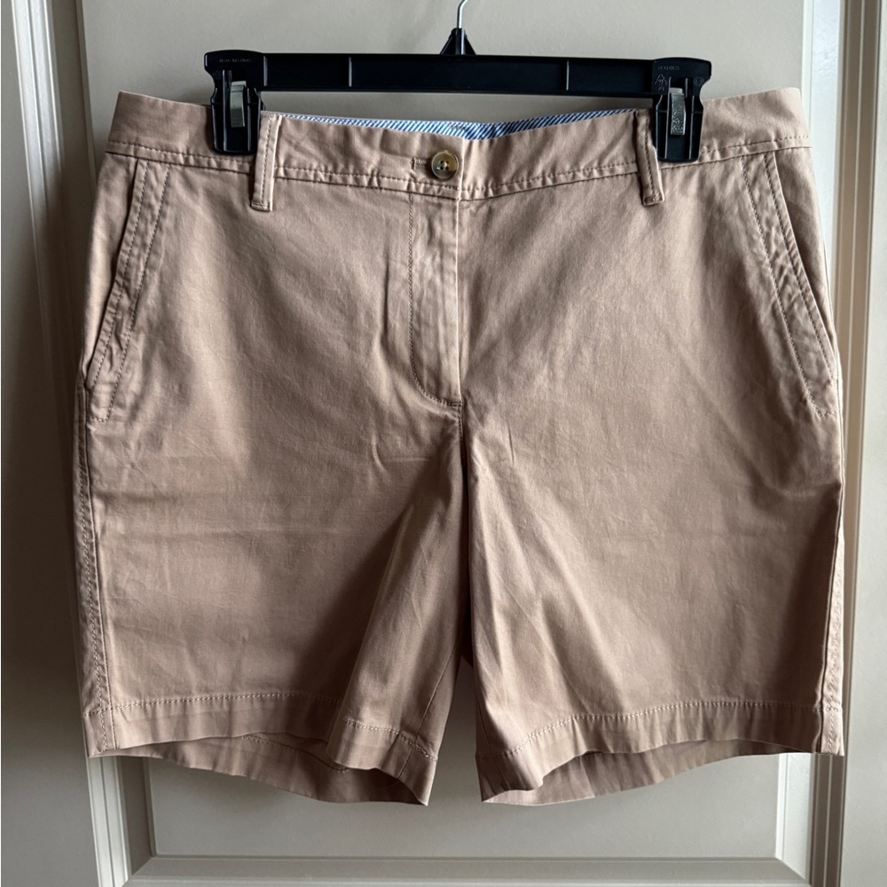 Talbots chino shorts, size 6